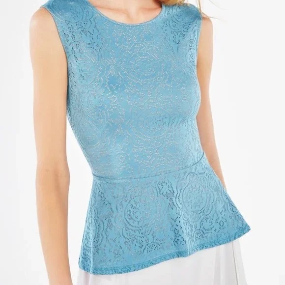 BCBG MaxAzria peplum lace blouse - Picture 5 of 5